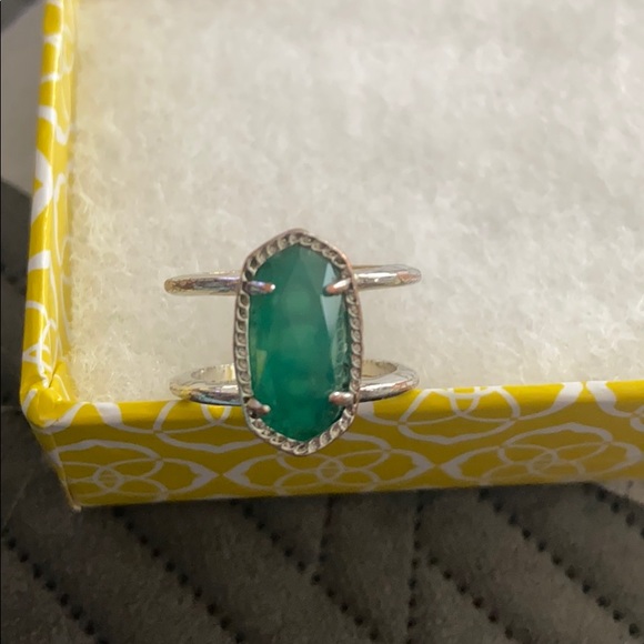 Kendra Scott ring - Picture 3 of 3